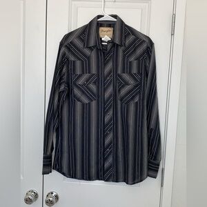 NWT Wrangler Shirt